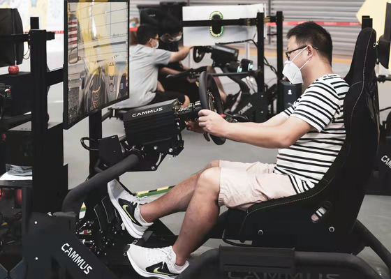 15Nm Servo Motor Sim Racing Simulator Cockpit với 3 bàn đạp có thể điều chỉnh